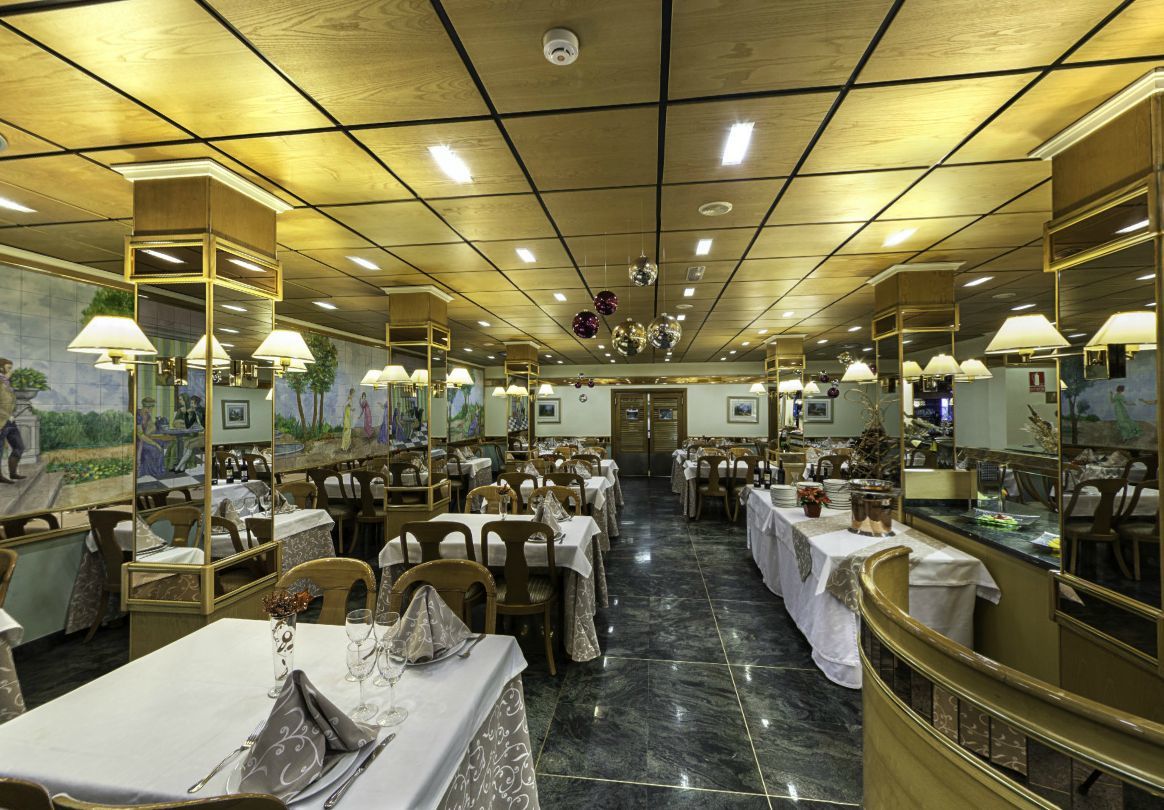 Yomo Eureka Hotel 4*